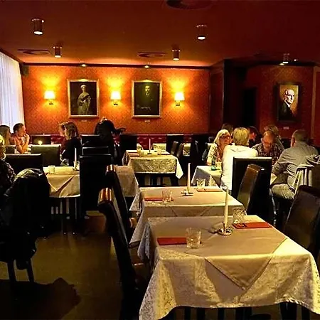 Smartel At The Unbrexit Hotel