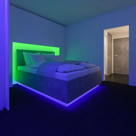 Hotel Smartel At The Unbrexit 3*