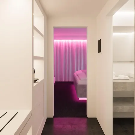 Smartel At The Unbrexit Hotel