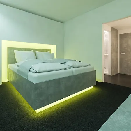 Smartel At The Unbrexit Hotel 3*