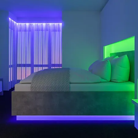 Smartel At The Unbrexit 3*