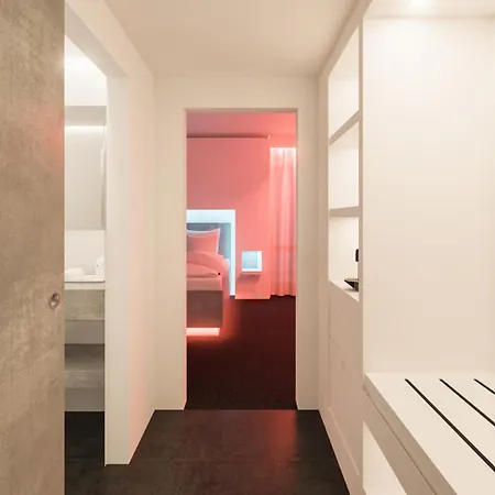 Hotel Smartel At The Unbrexit