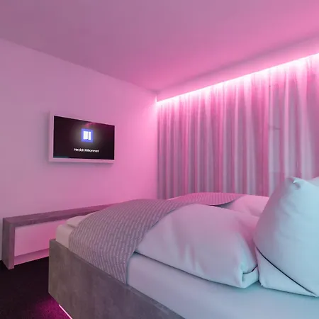 Hotel Smartel At The Unbrexit