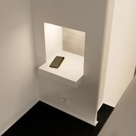 Smartel At The Unbrexit Hotel 3*