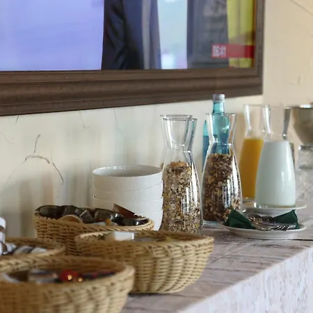 Hotel Smartel At The Unbrexit