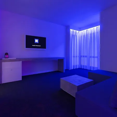 Smartel At The Unbrexit Hotel 3*