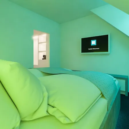 Smartel At The Unbrexit 3*