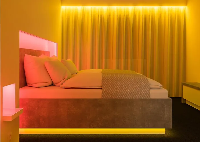 Smartel At The Unbrexit Hotel