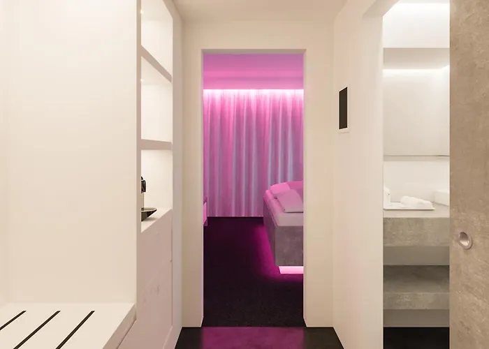 Smartel At The Unbrexit Hotel