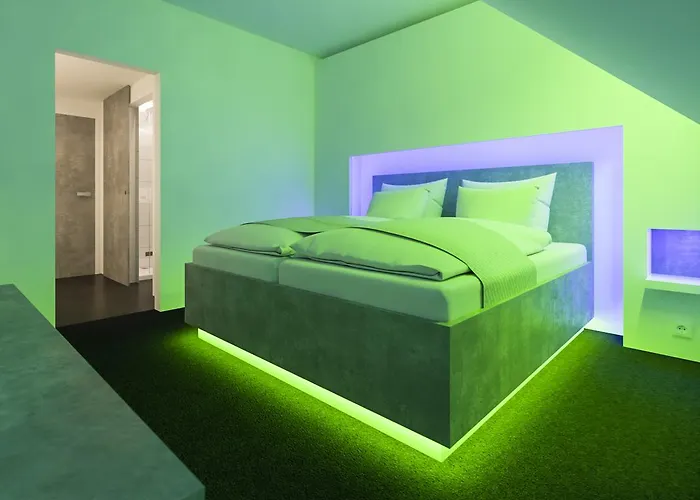 Hotel Smartel At The Unbrexit 3*