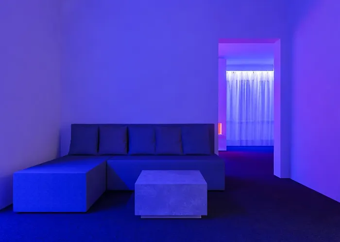 Smartel At The Unbrexit Hotel