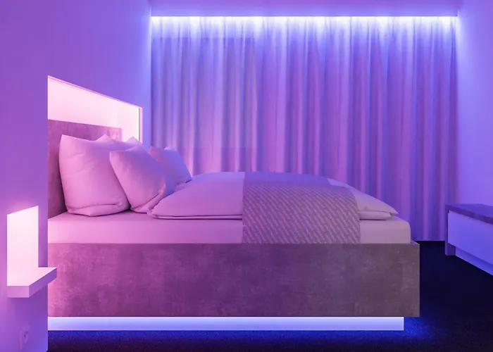 Hotel Smartel At The Unbrexit 3*